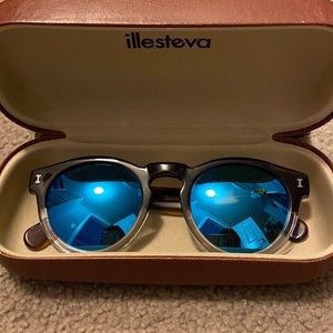 Illesteva Leonard Blue Circle Sunglasses